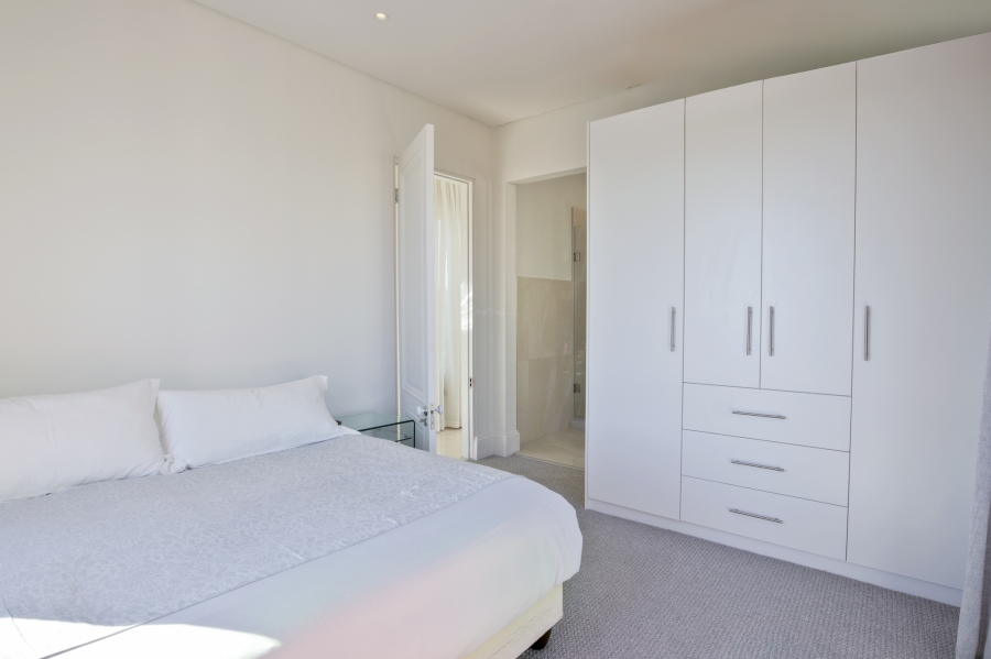 To Let 3 Bedroom Property for Rent in Sunset Beach Western Cape